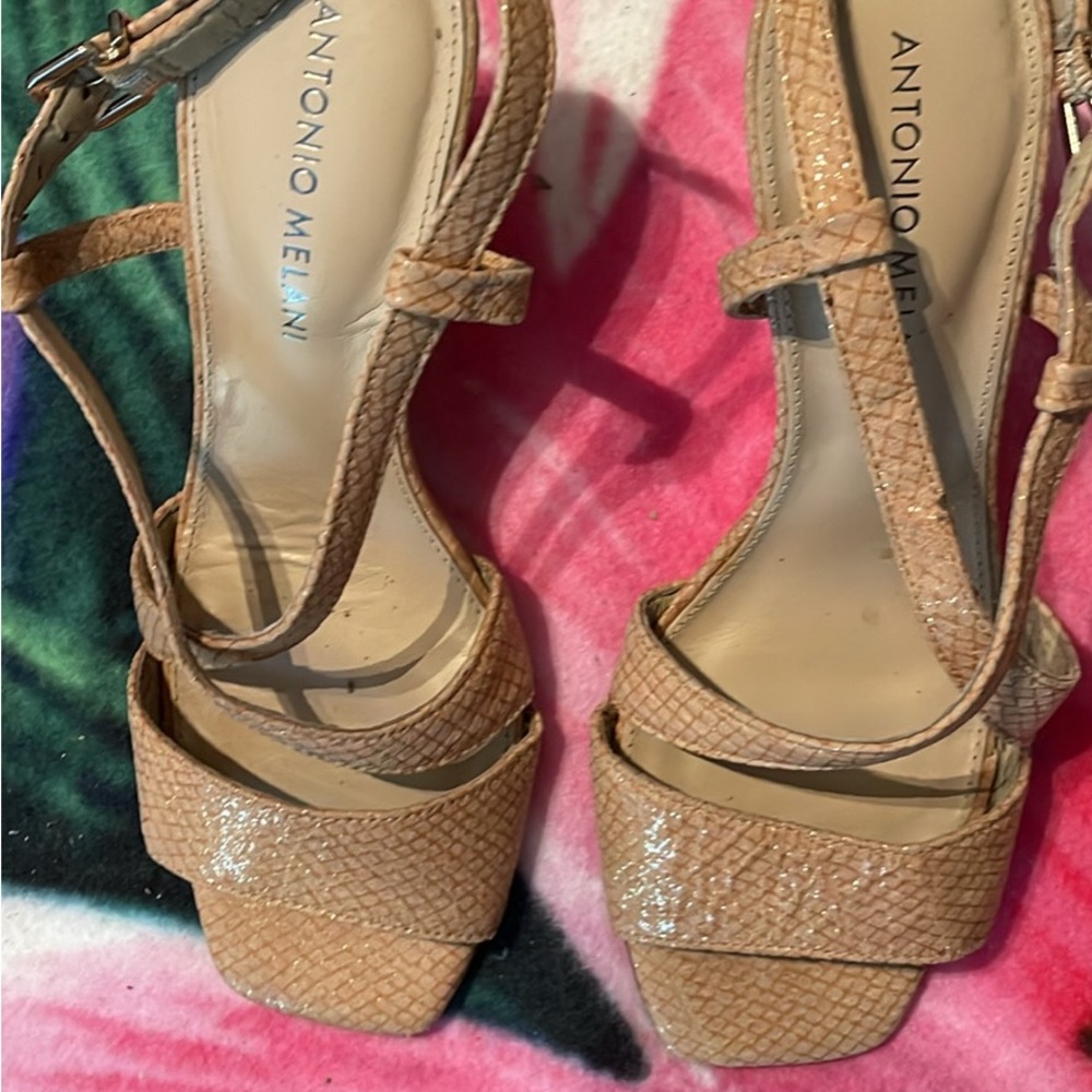 ANTONIO MELANI Textured Tan Heels